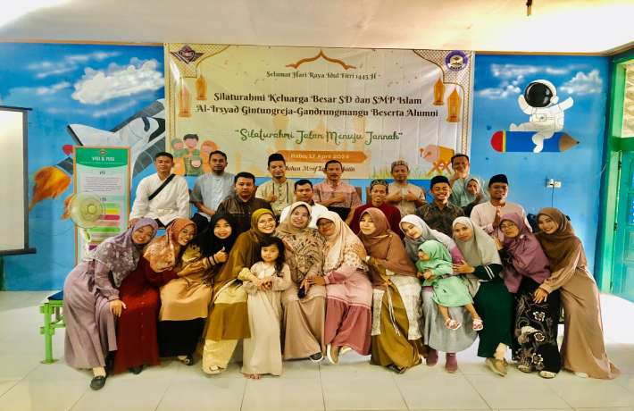 Silahturahmi Keluarga Besar SD dan SMP Islam Al-Irsyad Gintungreja Gandrungmangu 1445 H 2024 M
