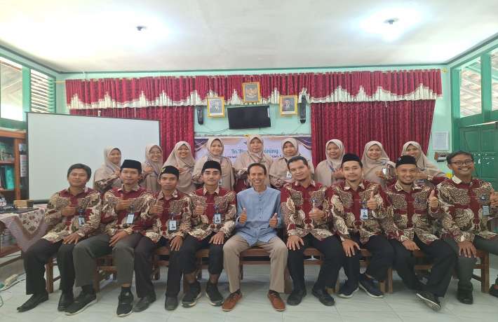 In House Training Administrasi Guru dan Pengelolaan Sekolah