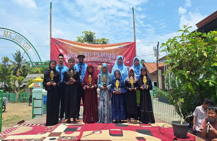 Panggung Pemberani dan Fashion Show Menyambut Bulan Suci Ramadhan 1446 H